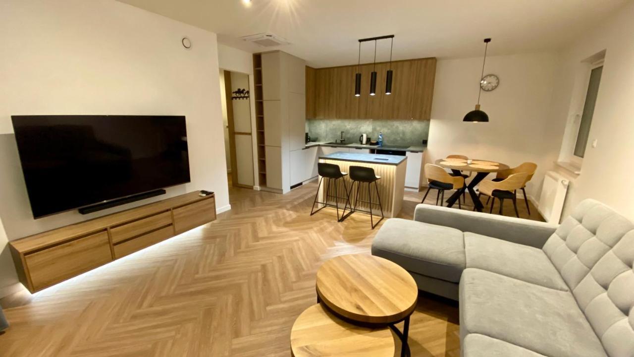 Apartamentlesznopl Family Friendly レシュノ エクステリア 写真